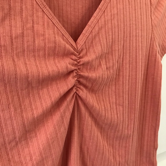 Hippie Rose short sleeve muted orange t-shirt in Women’s Junior’s Size Small - Picture 4 of 11